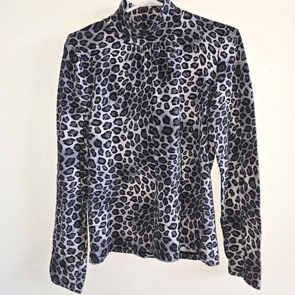 Jones New York Sport Leopard pring turtleneck - Picture 1 of 2